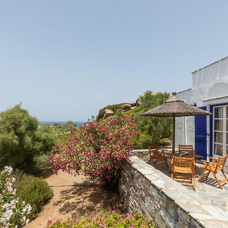 Sunrock Suites Стелида Екстериор снимка